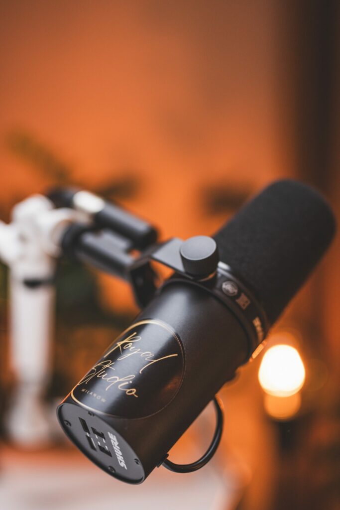 RoyalStudio 16 scaled 1