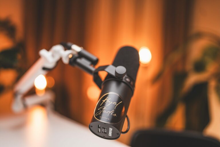 RoyalStudio 4 scaled 1